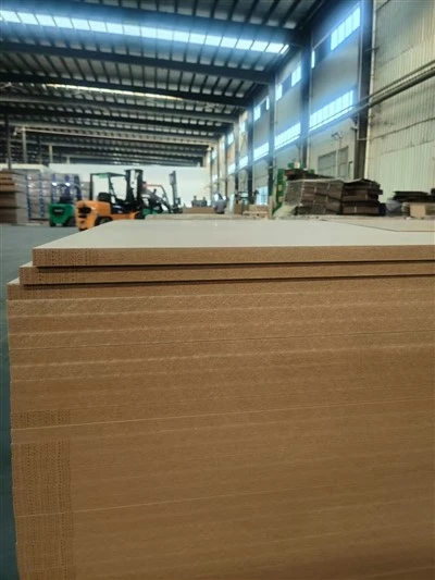 1830X2750X7,5MM MDF